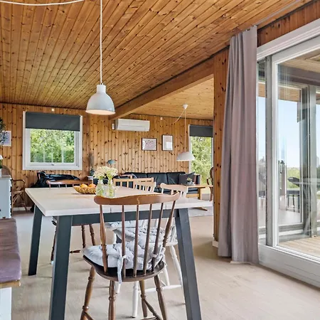 Lovely In With House Sea View Casa vacanze