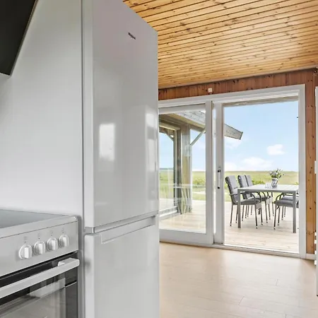 Casa vacanze Lovely In With House Sea View