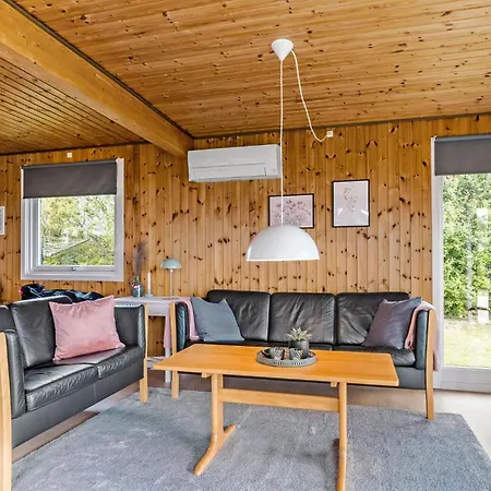 Ferienhaus Lovely In With House Sea View *
